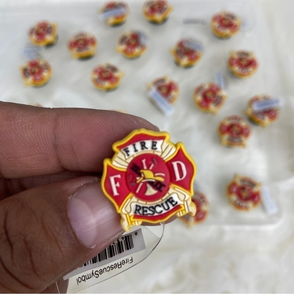 NEW SET OF CROCS CHARMS - Picture 2 of 4